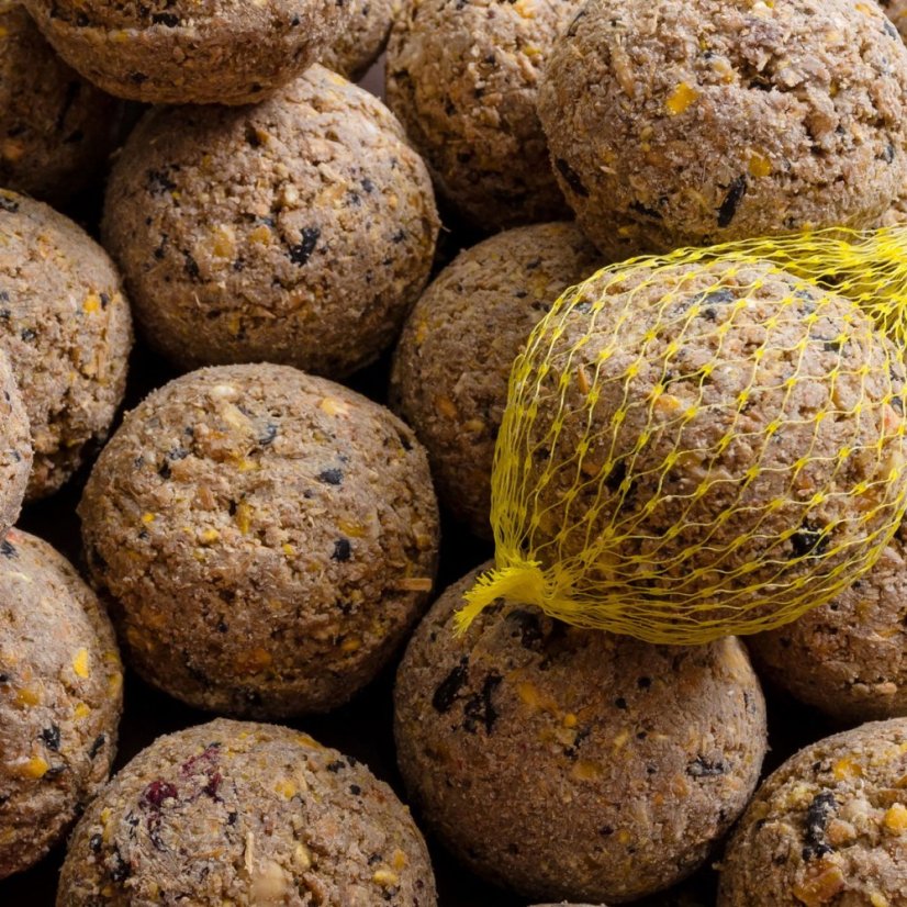 Volaris KÖRNER koule s ovocem v síťce 6 ks