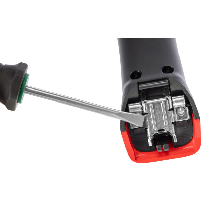 Aesculap strojek stříhací Durati Signal Red GT434-RS, na skot a psy, vč. stříhací hlavy 1,5 mm